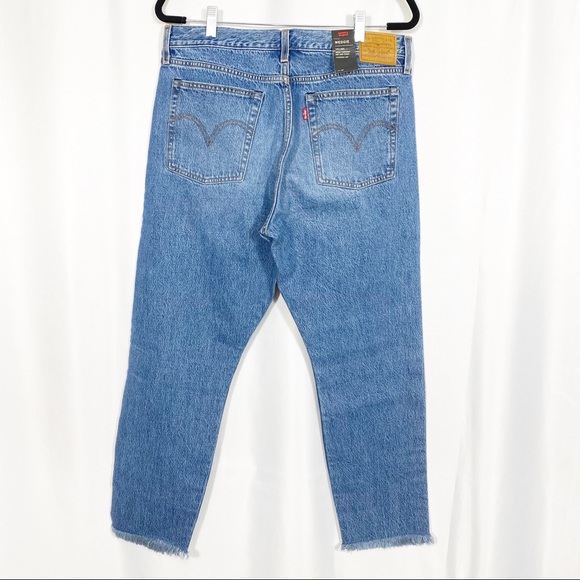 Levi’s Premium Wedgie Icon Fit High Rise Ankle Distressed Jeans: Truth Unfolds - Picture 4 of 16